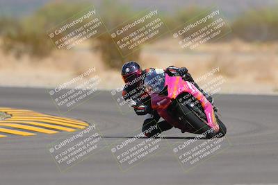 media/Sep-11-2022-SoCal Trackdays (Sun) [[81b7e951af]]/Turn 5 (1110am)/